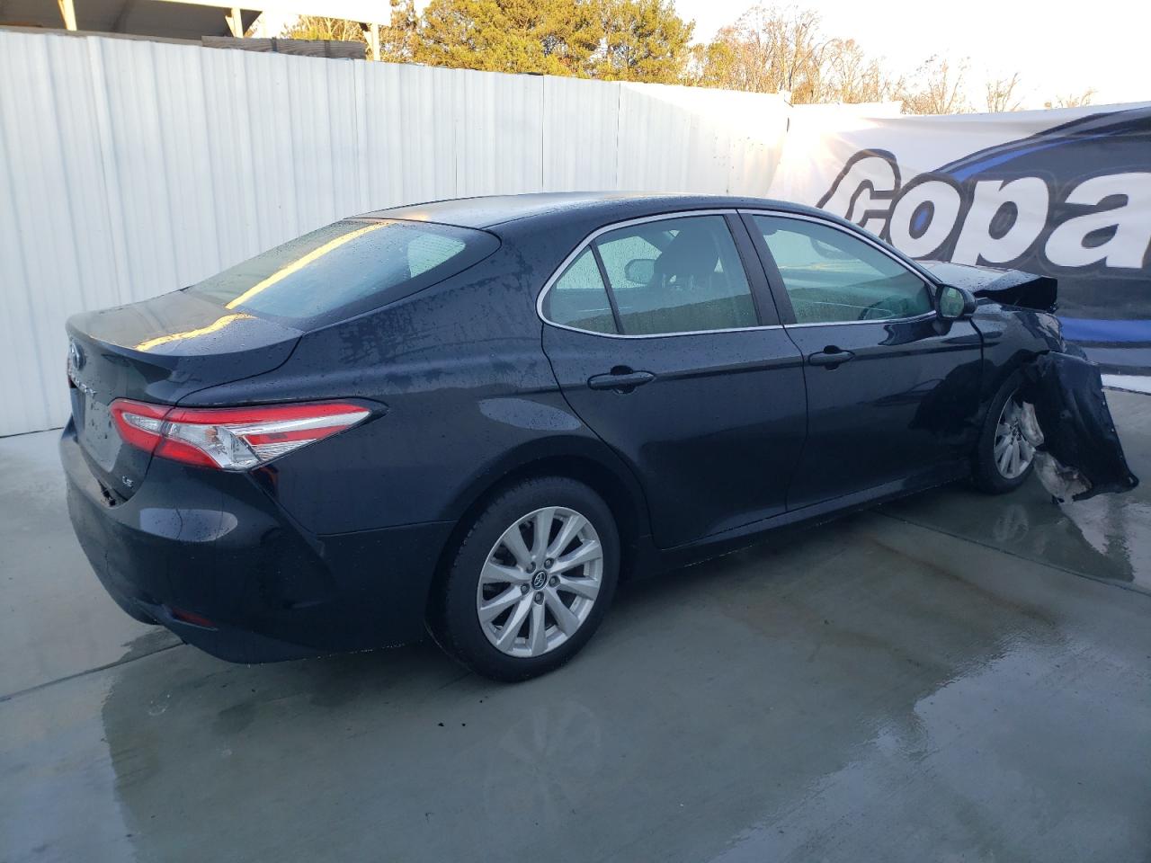 Изображение 3 2018 TOYOTA CAMRY L 2018 с VIN 4T1B11HK8JU079800