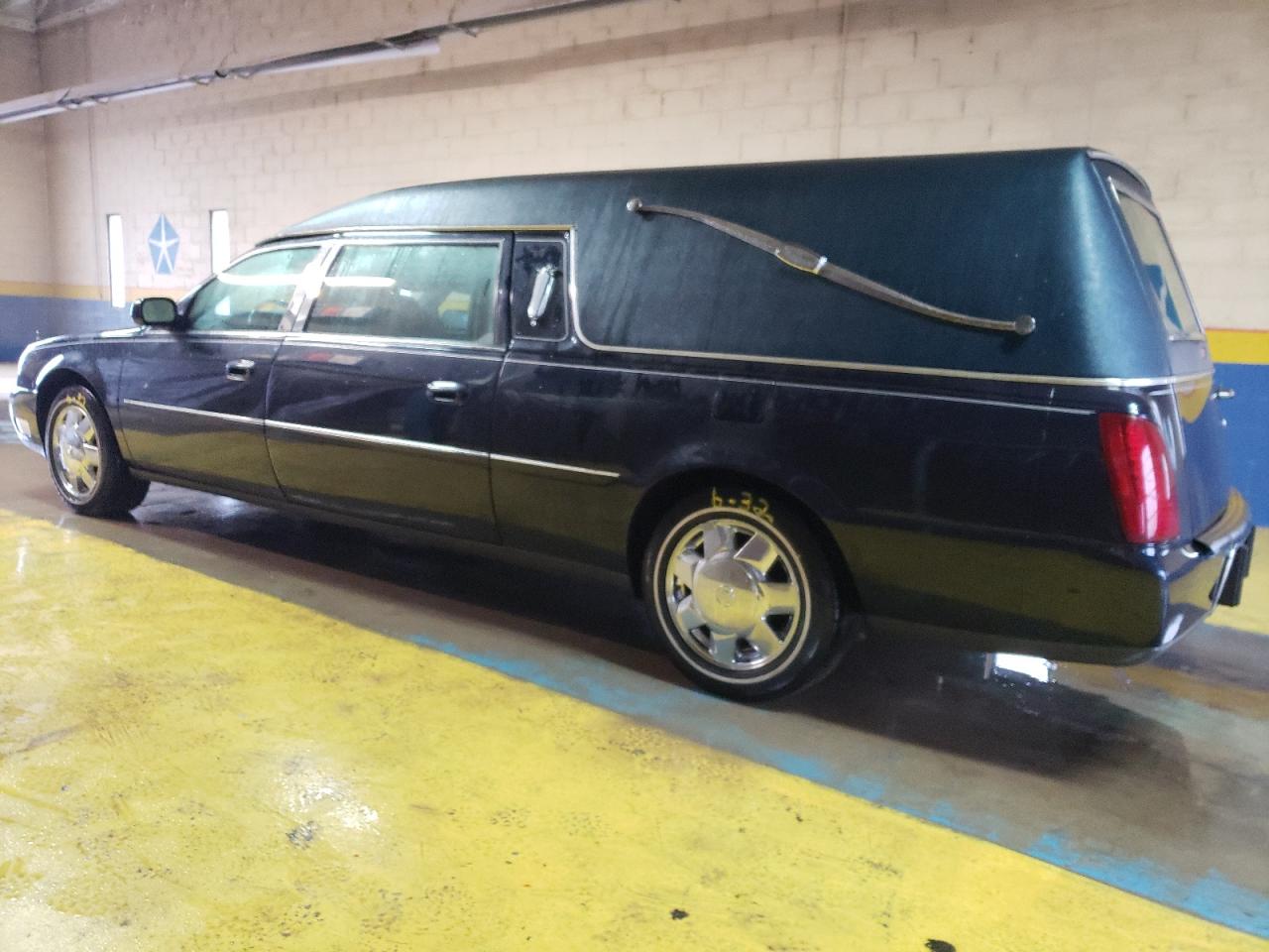 Изображение 2 2005 CADILLAC COMMERCIAL CHASSIS  2005 с VIN 1GEEH00Y35U500519