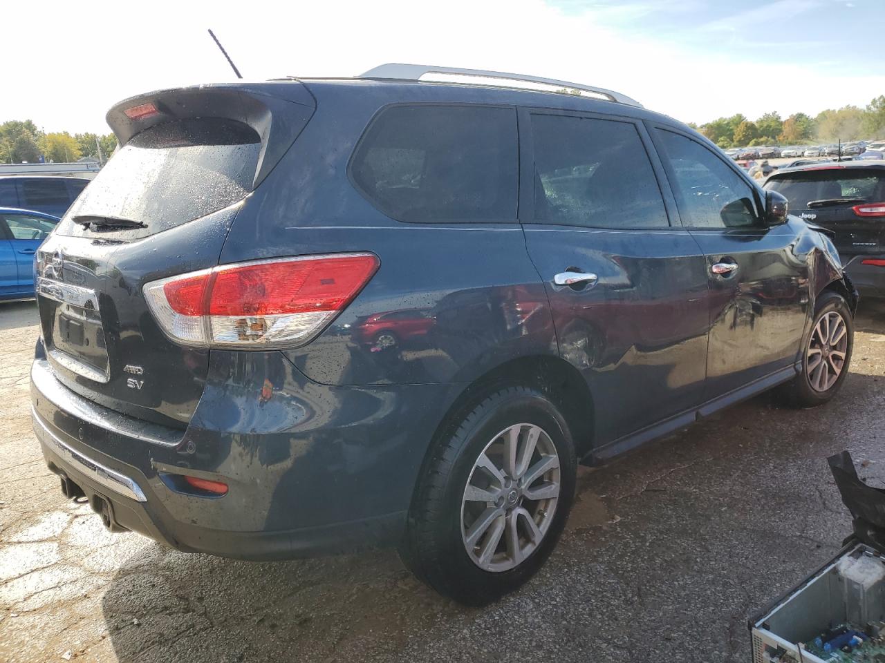 Изображение 3 2015 NISSAN PATHFINDER S 2015 с VIN 5N1AR2MN7FC606801