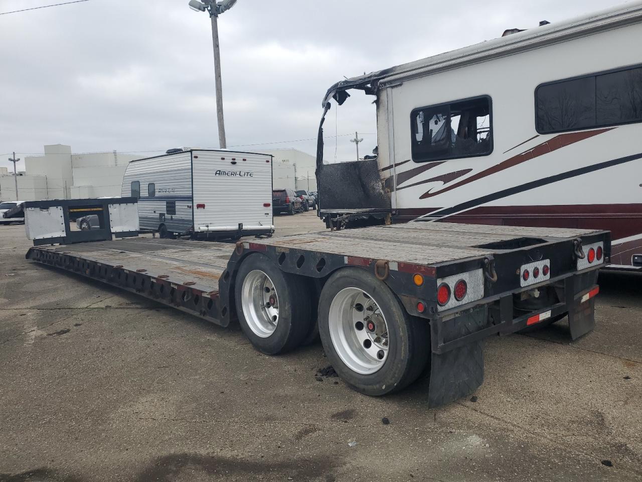 Obraz 3 z 2006 XL TRAILER 2006 z VIN 4U3J048256L006388