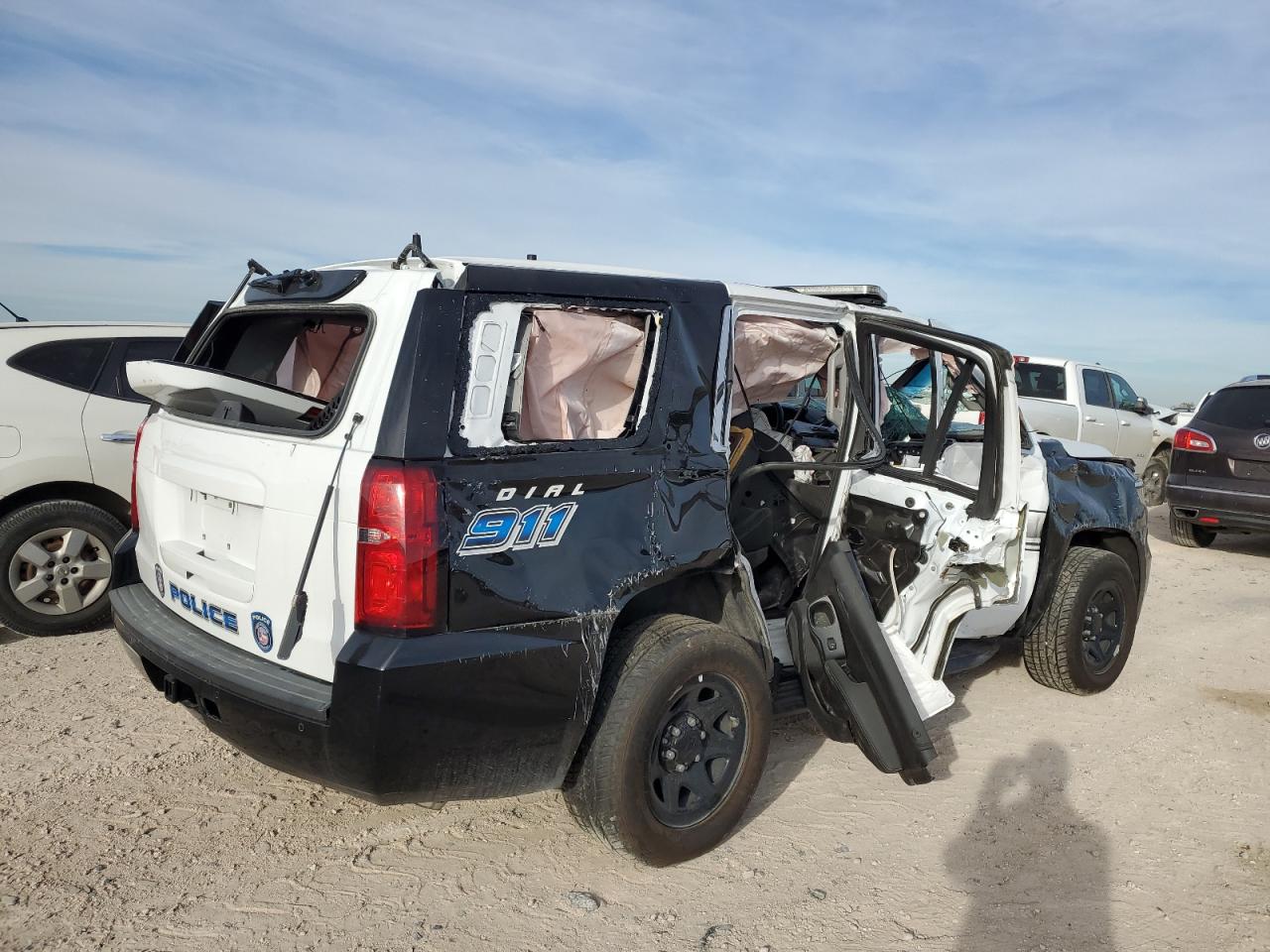 Image 3 of 2019 CHEVROLET TAHOE POLICE 2019 with VIN 1GNLCDEC1KR181808