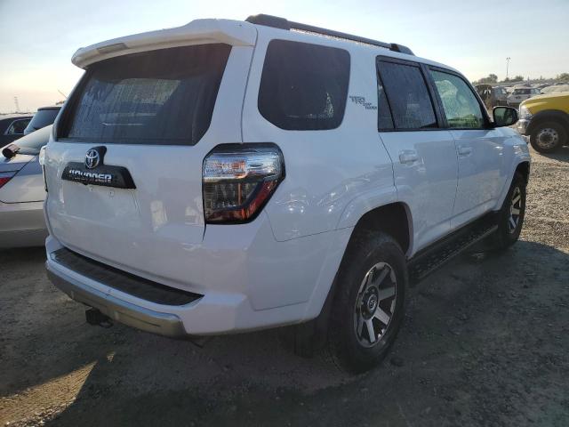Image 3 of 2023 TOYOTA 4RUNNER SE 2023 with VIN JTERU5JR3P6132789