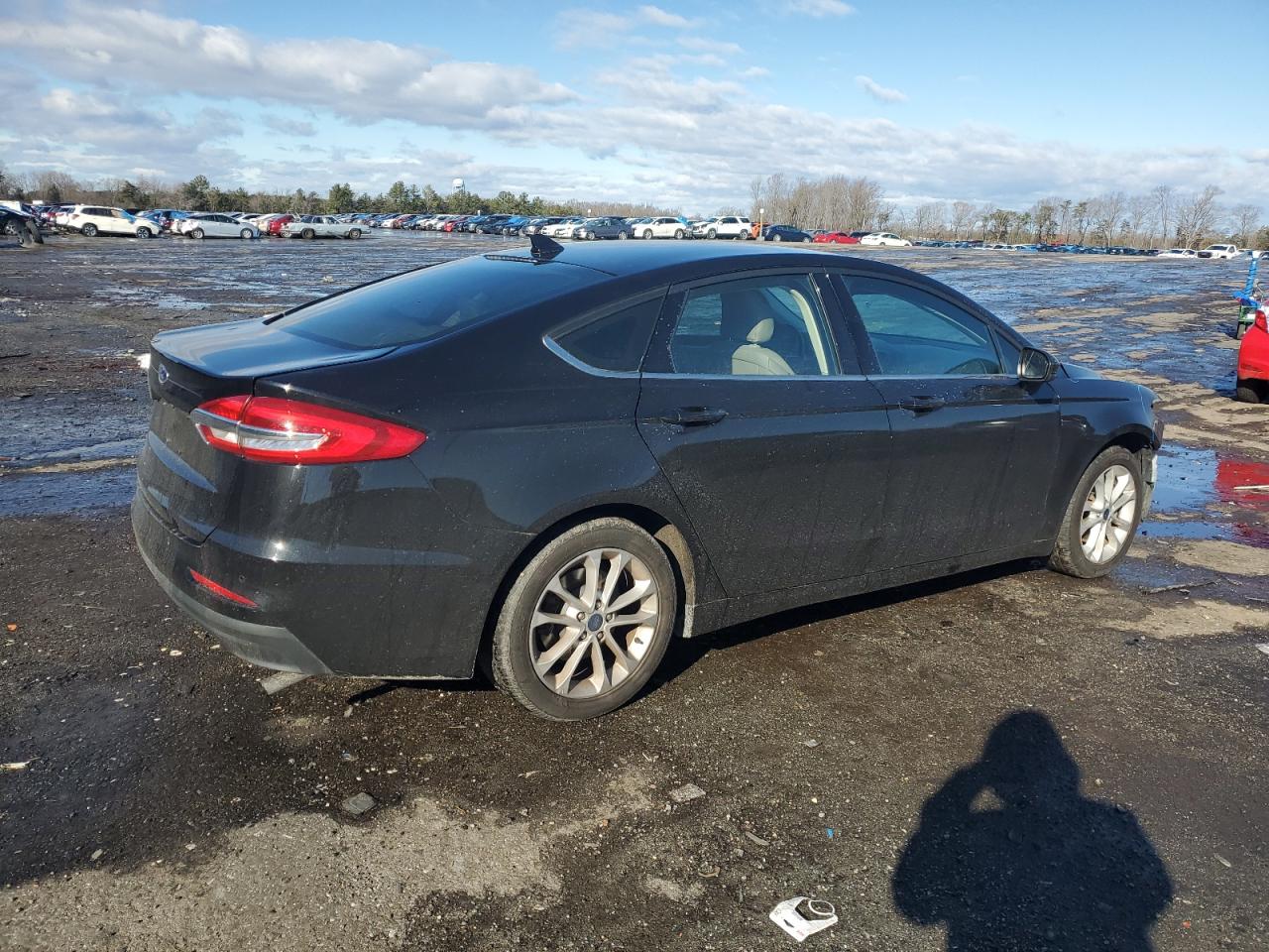 Obraz 3 z 2019 FORD FUSION SE 2019 z VIN 3FA6P0LU6KR242563