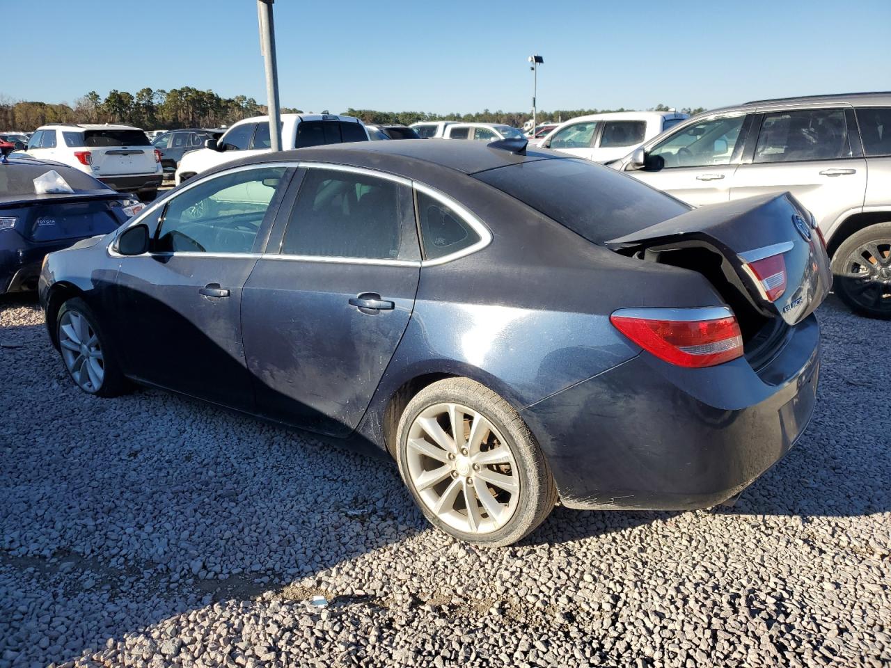 Изображение 2 2015 BUICK VERANO CONVENIENCE 2015 с VIN 1G4PR5SK3F4213943