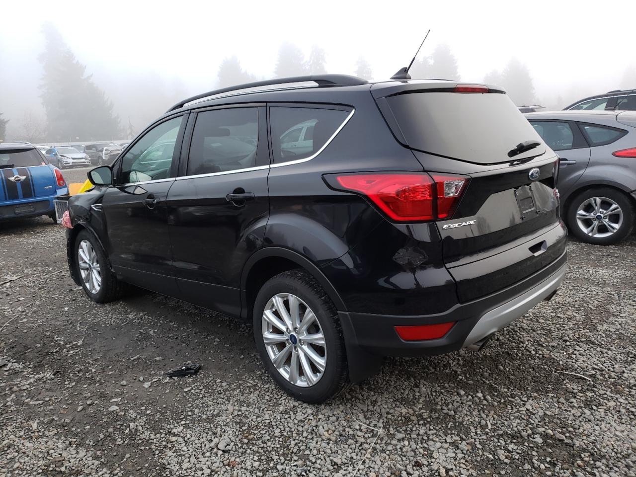 Image 2 of 2019 FORD ESCAPE SEL 2019 with VIN 1FMCU9HD5KUB63618
