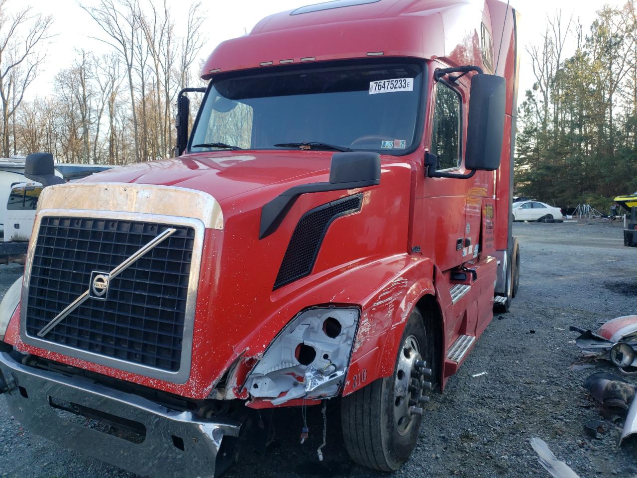 Image 2 of 2015 VOLVO VN VNL 2015 with VIN 4V4NC9TJ3FN917407