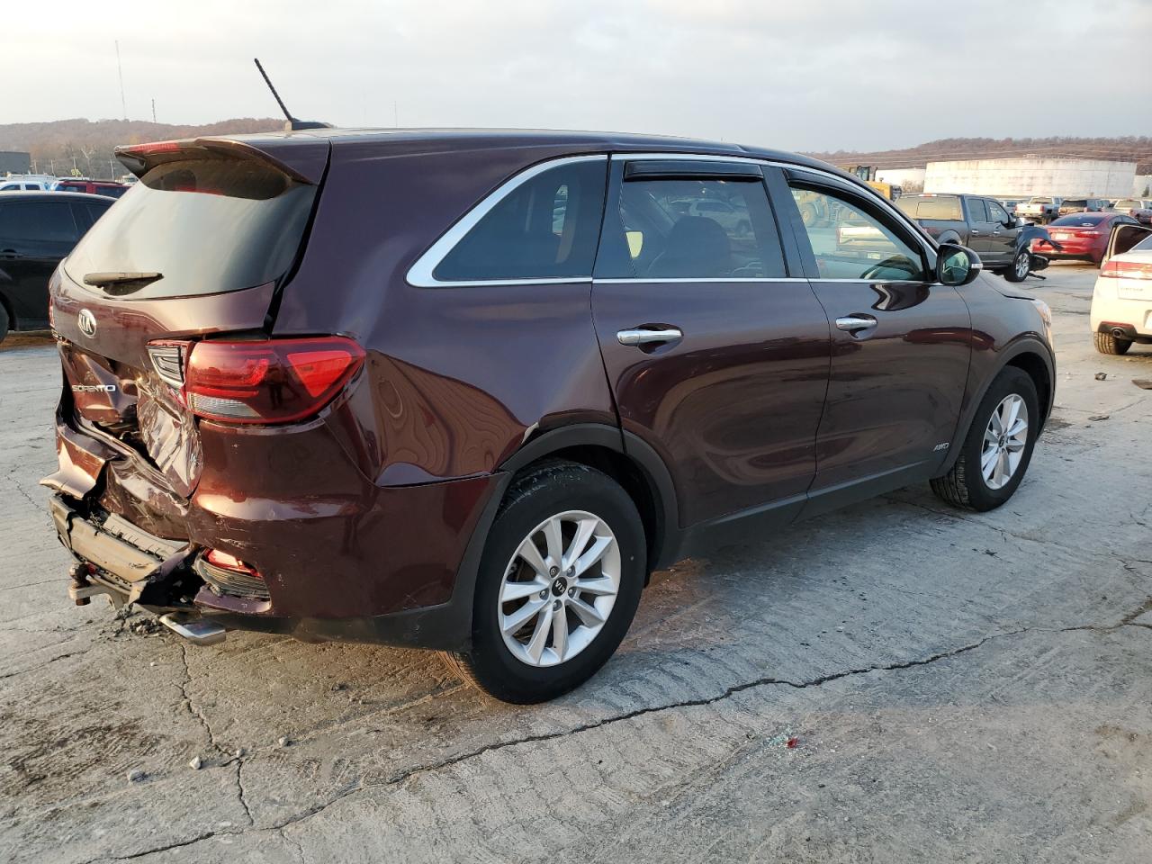 Obraz 3 z 2019 KIA SORENTO LX 2019 z VIN 5XYPGDA57KG467506