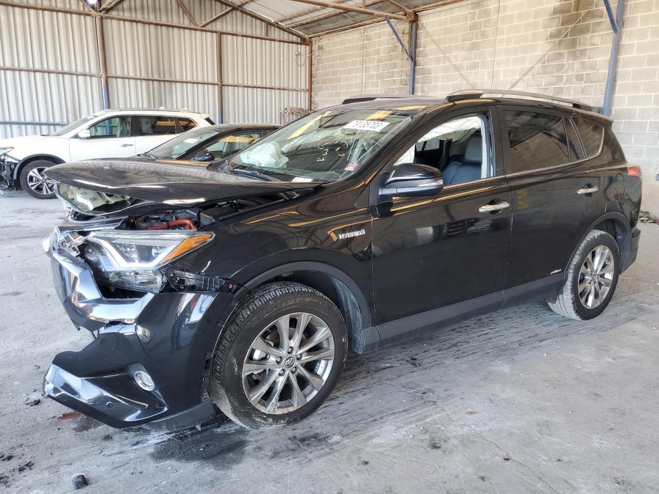 Изображение 1 2017 TOYOTA RAV4 HV LIMITED 2017 с VIN JTMDJREV6HD059954