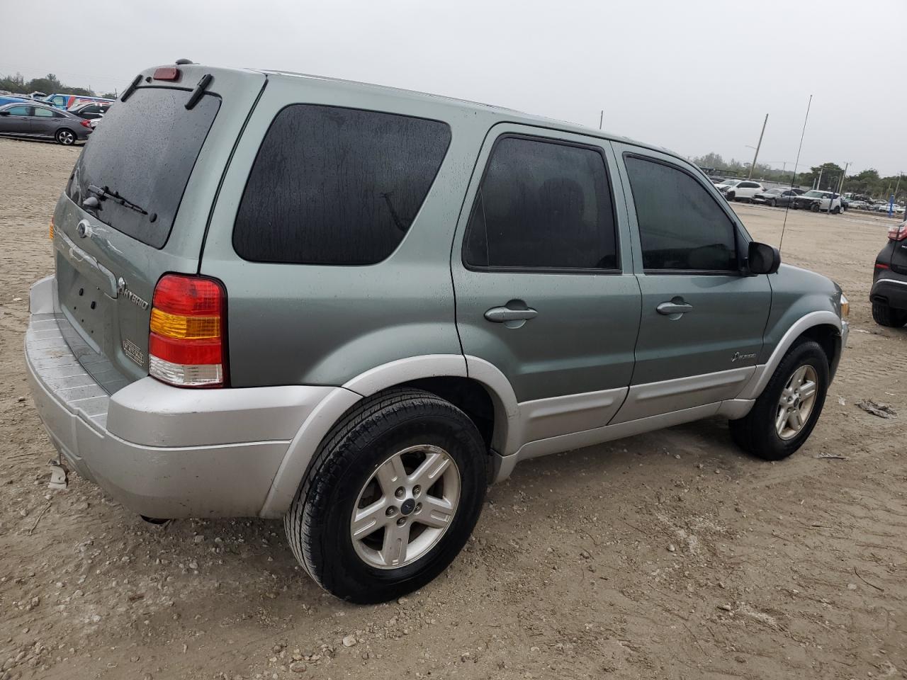 Image 3 of 2007 FORD ESCAPE HEV 2007 with VIN 1FMCU59H37KB60908