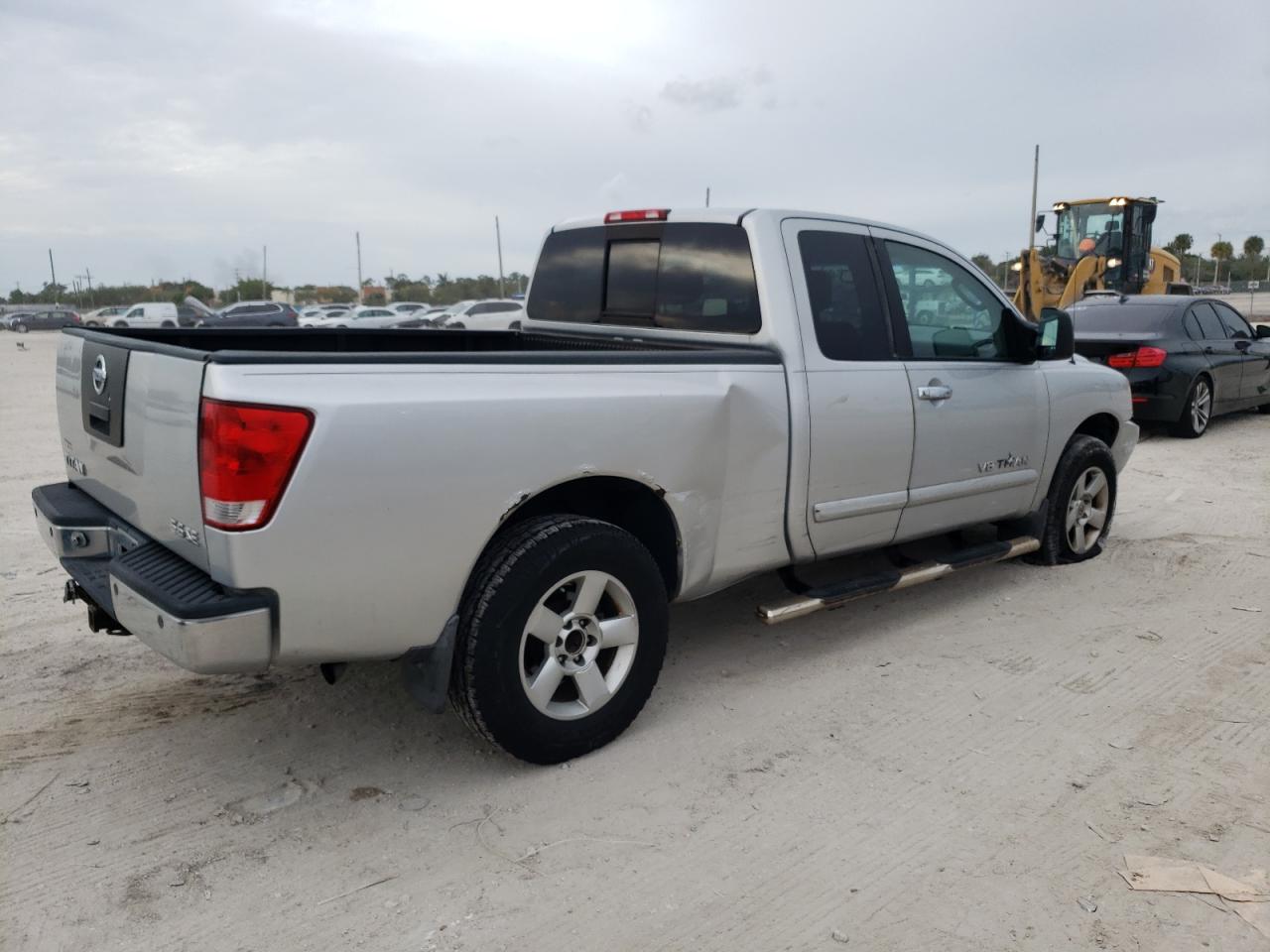 Image 3 of 2006 NISSAN TITAN XE 2006 with VIN 1N6BA06B66N546339