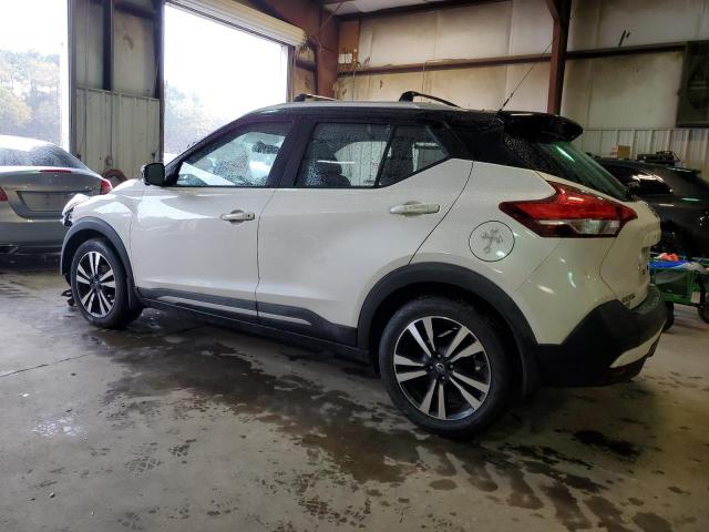 Image 2 of 2018 NISSAN KICKS S 2018 with VIN 3N1CP5CU1JL512099