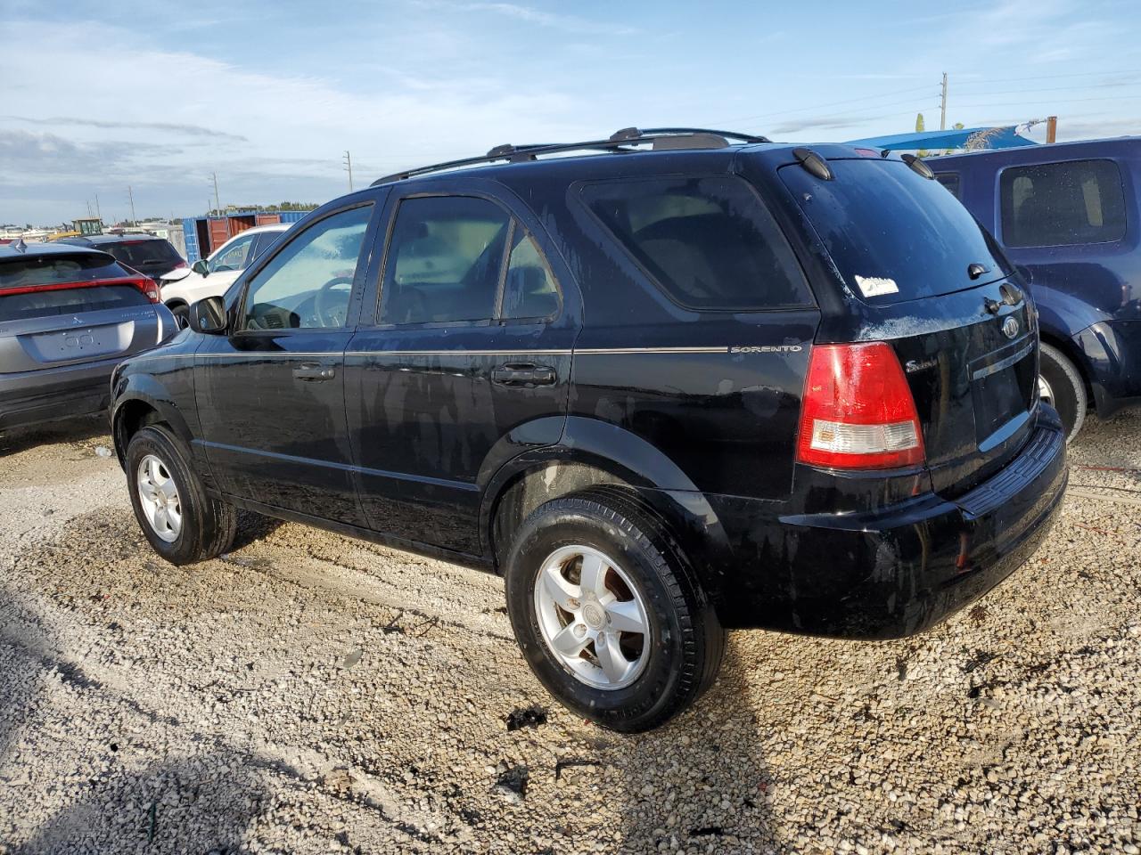 Изображение 2 2006 KIA SORENTO EX 2006 с VIN KNDJD733065521867