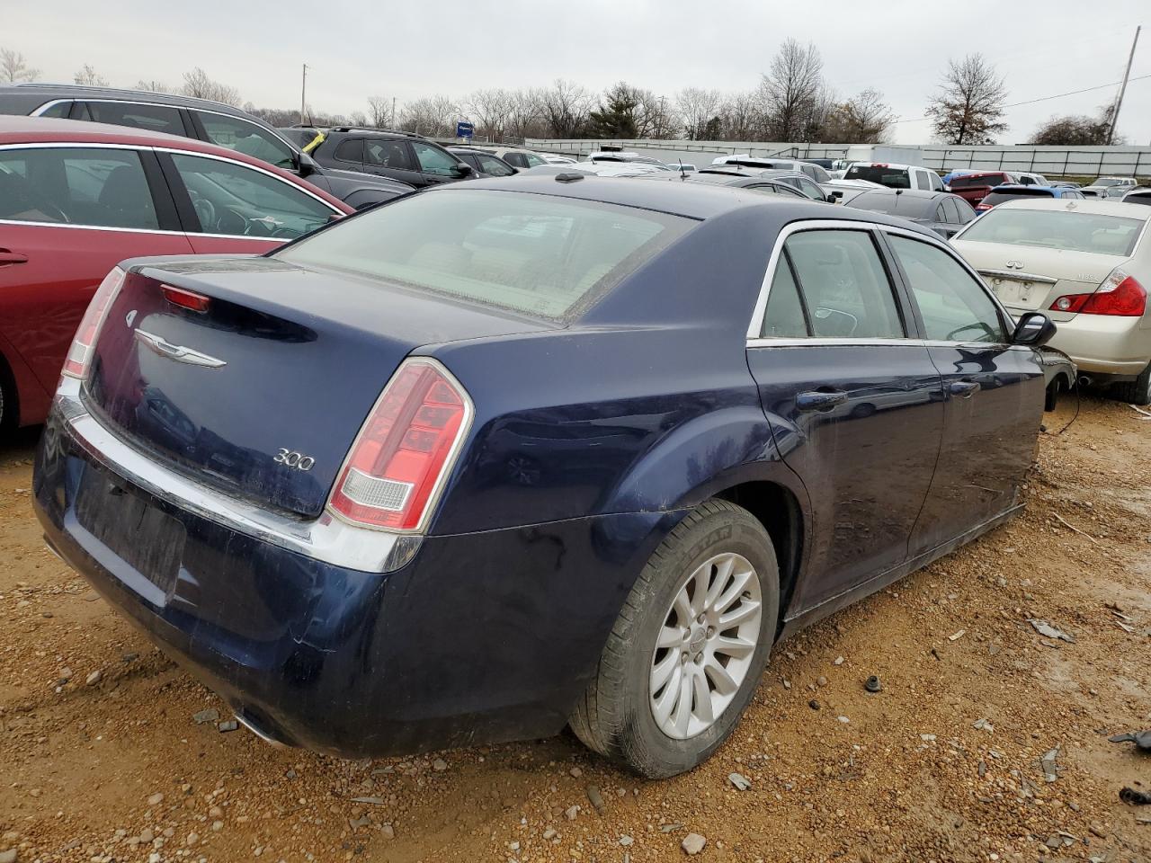 Image 3 of 2013 CHRYSLER 300  2013 with VIN 2C3CCAAG0DH659031