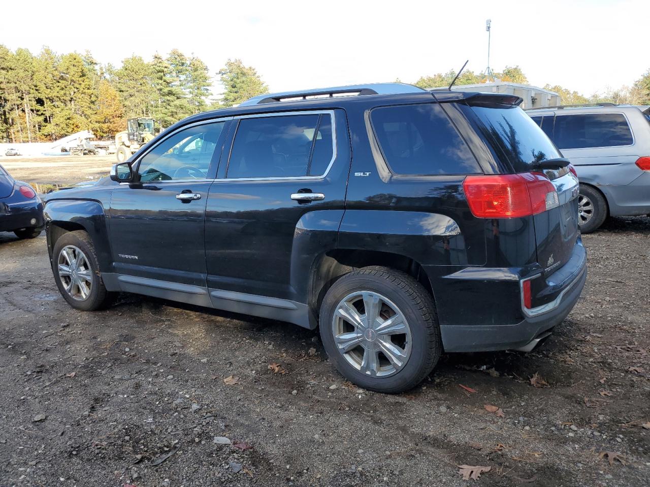Obraz 2 z 2017 GMC TERRAIN SLT 2017 z VIN 2GKFLUEK7H6312696