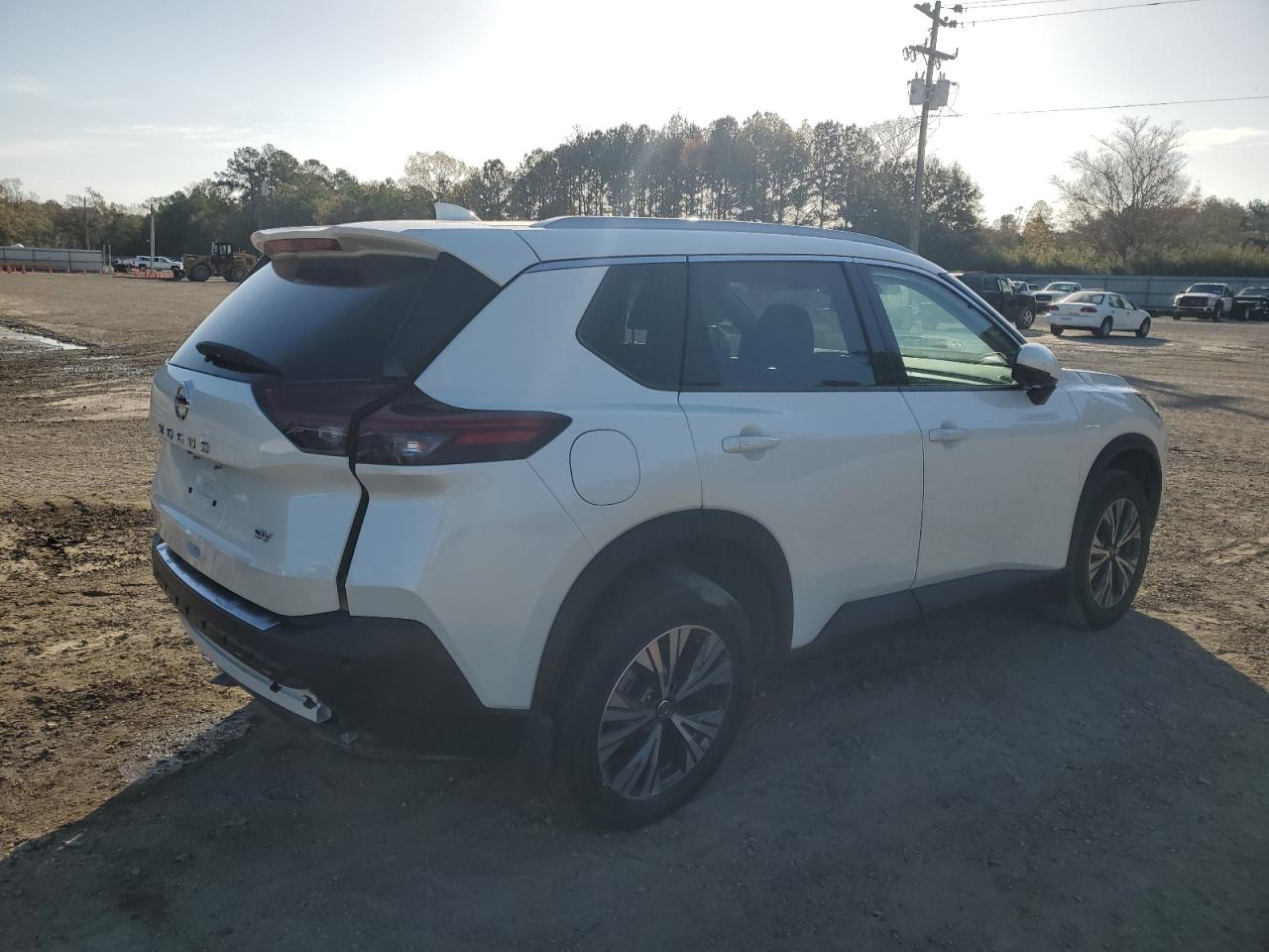 Image 3 of 2021 NISSAN ROGUE SV 2021 with VIN 5N1AT3BA7MC844457