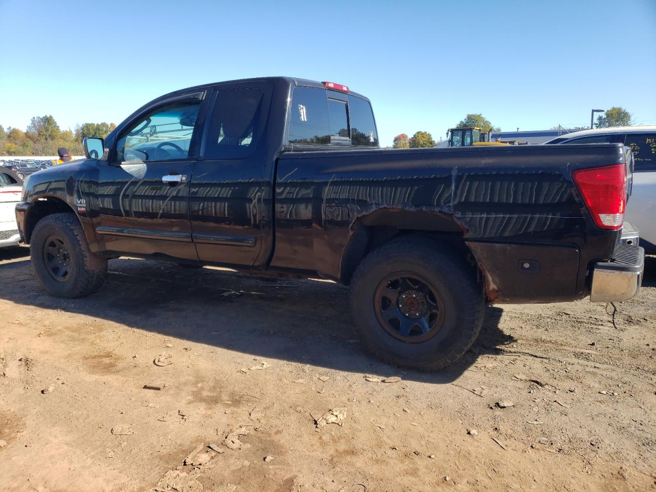 Image 2 of 2004 NISSAN TITAN XE 2004 with VIN 1N6AA06B34N543679