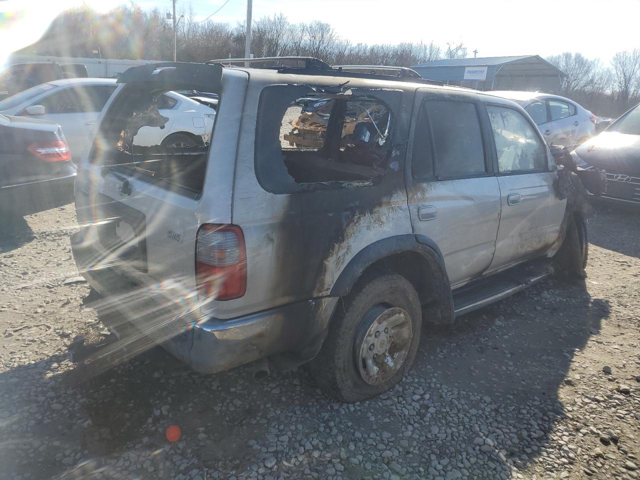 Image 3 of 1999 TOYOTA 4RUNNER SR5 1999 with VIN JT3GN86R3X0094992