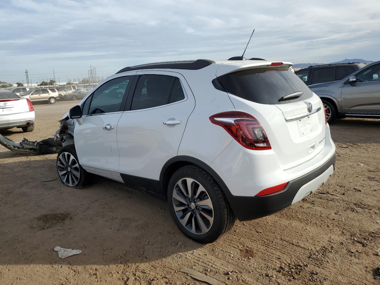 Изображение 2 2022 BUICK ENCORE PREFERRED 2022 с VIN KL4CJASM9NB525404