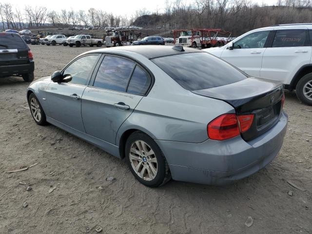Obraz 2 z 2006 BMW 325 I 2006 z VIN WBAVB13506KR65836