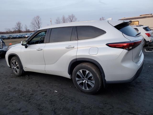 Изображение 2 2022 TOYOTA HIGHLANDER HYBRID XLE 2022 с VIN 5TDGBRCHXNS545870