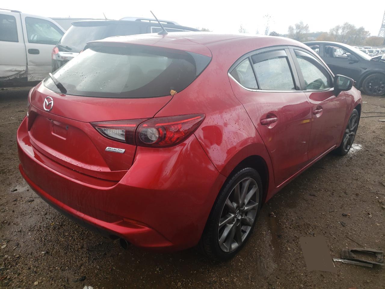 Image 3 of 2018 MAZDA 3 TOURING 2018 with VIN 3MZBN1L32JM245075