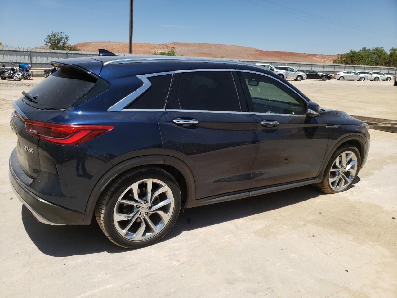 Image 3 of 2019 INFINITI QX50 ESSENTIAL 2019 with VIN 3PCAJ5M39KF110990