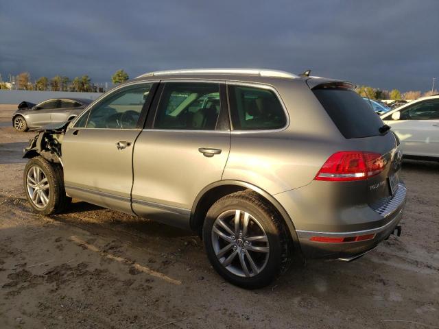 Obraz 2 z 2016 VOLKSWAGEN TOUAREG SPORT 2016 z VIN WVGEF9BP4GD010760
