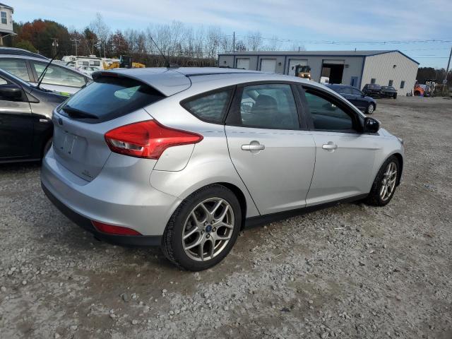 Obraz 3 z 2015 FORD FOCUS SE 2015 z VIN 1FADP3K22FL270678