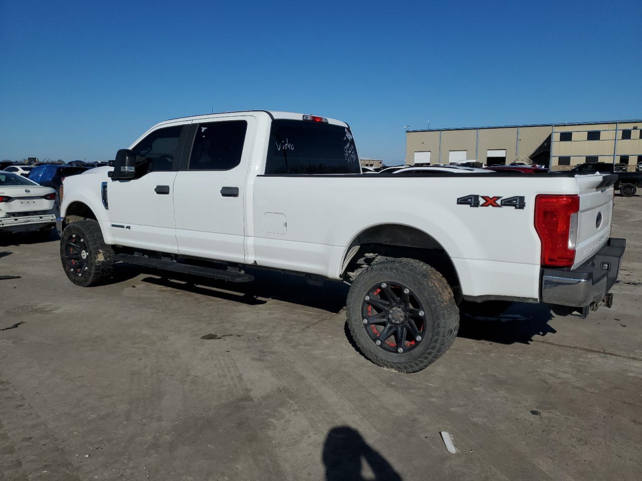 Image 2 of 2017 FORD F350 SUPER DUTY 2017 with VIN 1FT8W3BT9HED50624