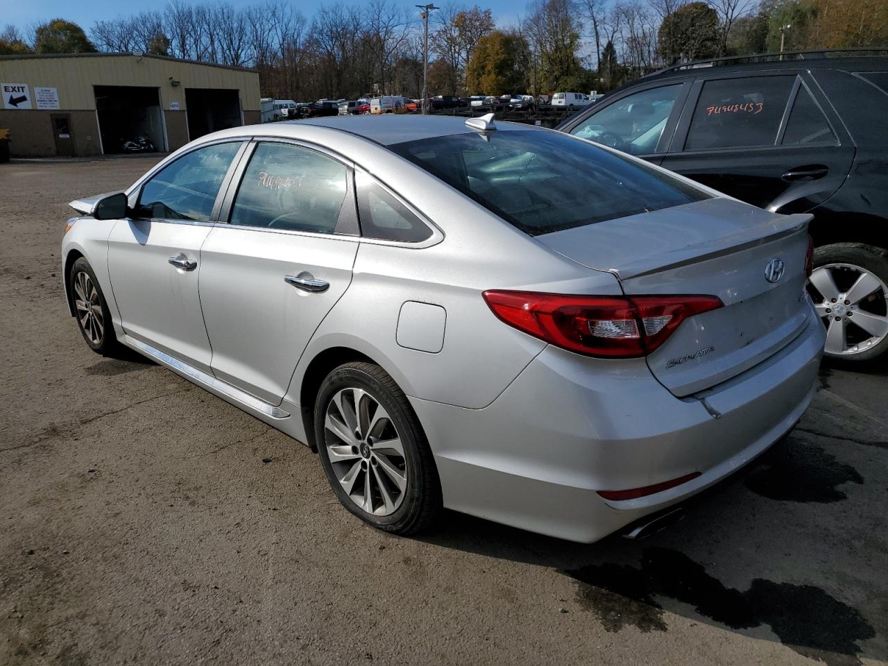 Image 2 of 2017 HYUNDAI SONATA SPORT 2017 with VIN 5NPE34AF7HH482598