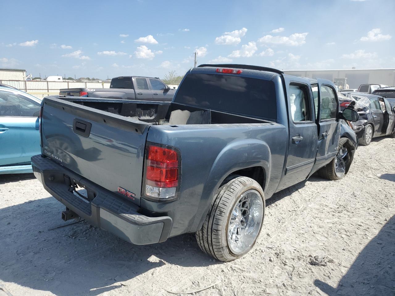 Image 3 of 2011 GMC SIERRA C1500 SL 2011 with VIN 3GTP1UEA6BG340868