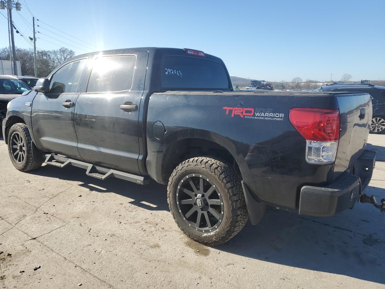 Image 2 of 2013 TOYOTA TUNDRA CREWMAX SR5 2013 with VIN 5TFDW5F1XDX292069