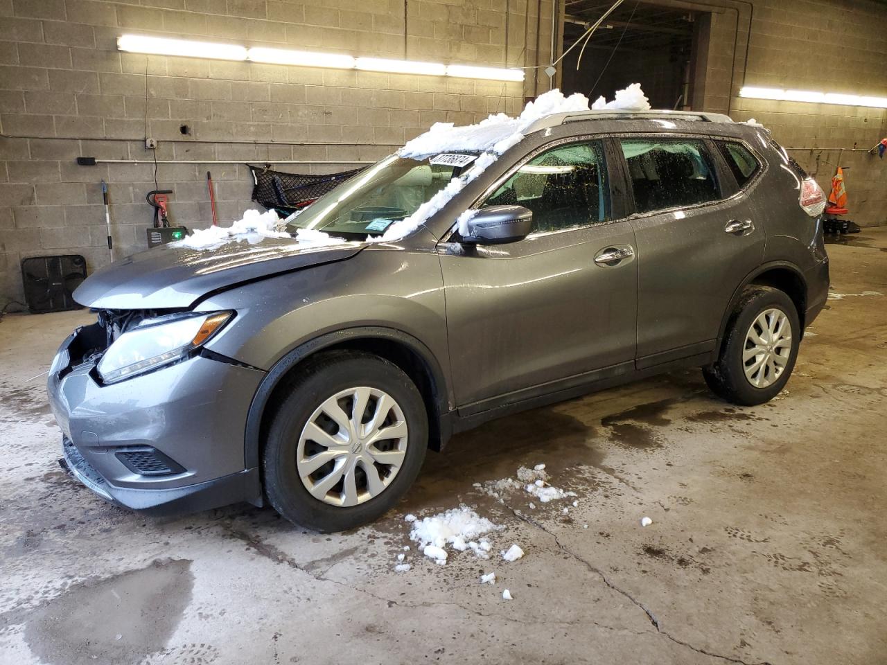 Изображение 1 2016 NISSAN ROGUE S 2016 с VIN 5N1AT2MV5GC866570