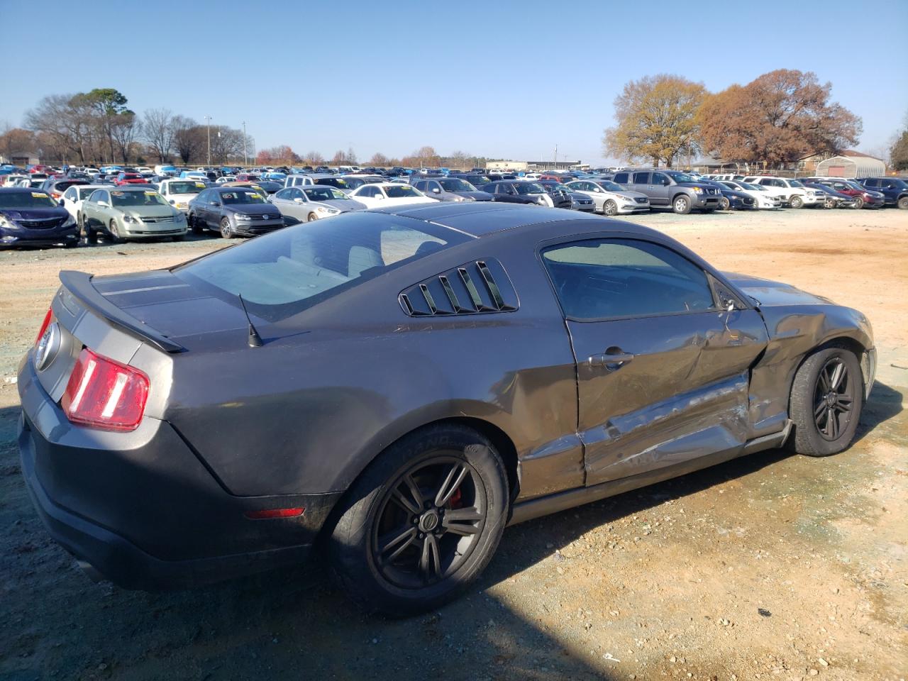 Image 3 of 2011 FORD MUSTANG  2011 with VIN 1ZVBP8AM2B5118848