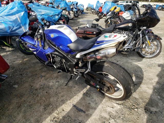 Изображение 3 2010 YAMAHA YZFR1  2010 с VIN JYARN23E5AA007769