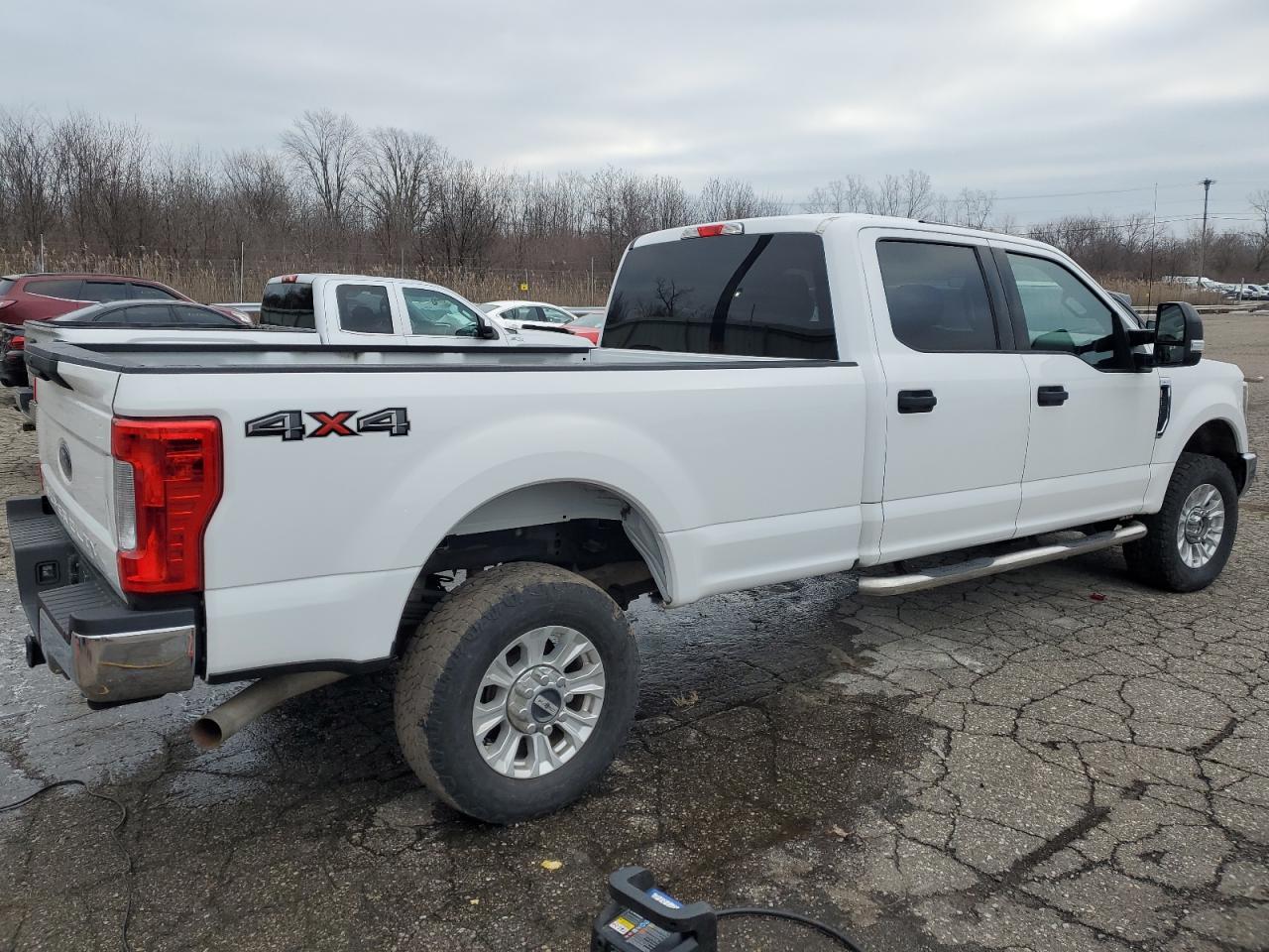 Obraz 3 z 2018 FORD F350 SUPER DUTY 2018 z VIN 1FT8W3B67JEC29851