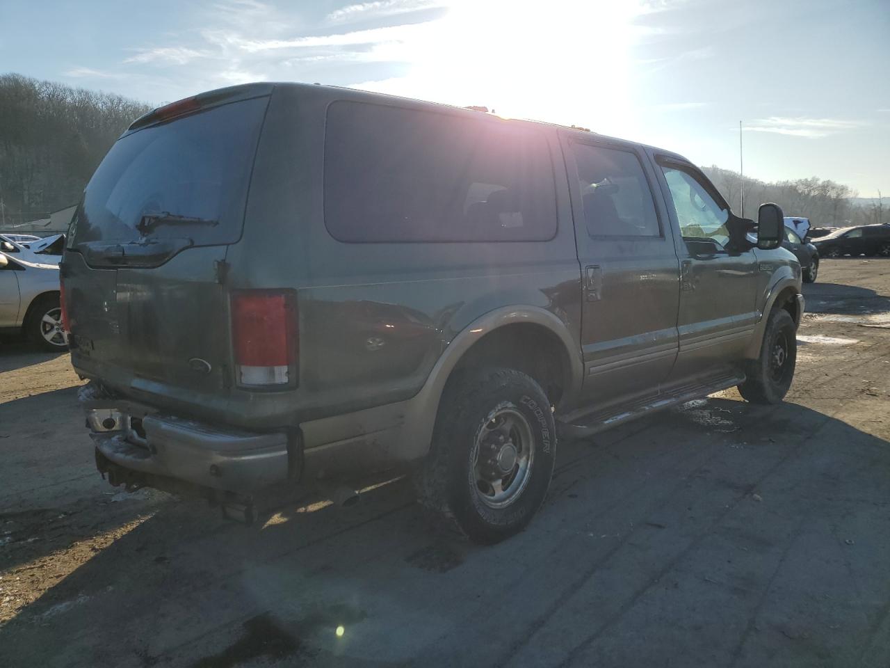 Obraz 3 z 2002 FORD EXCURSION LIMITED 2002 z VIN 1FMNU43S92EA47852