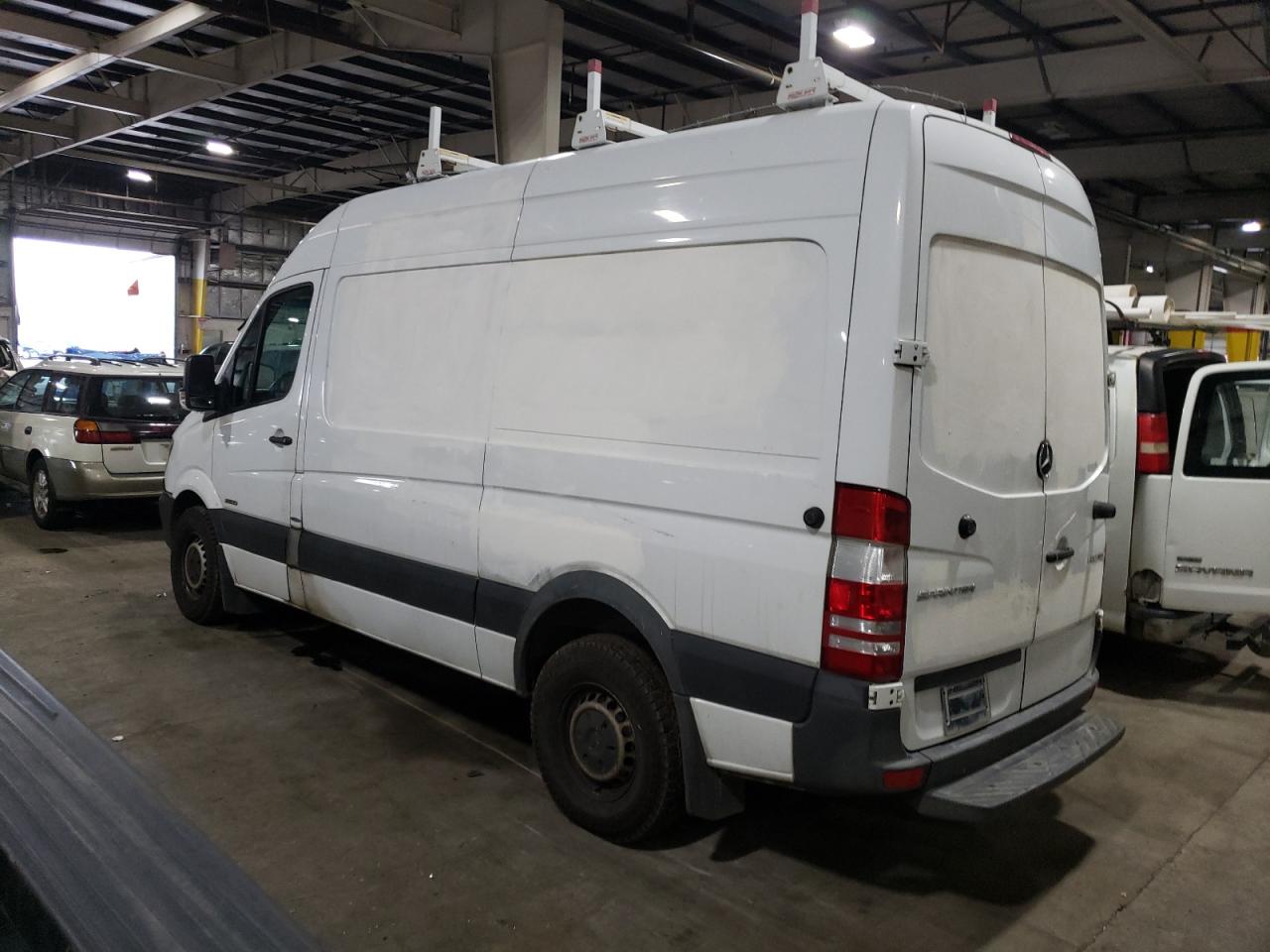 Image 2 of 2014 MERCEDES-BENZ SPRINTER 2500 2014 with VIN WD3PE7DC5E5832886