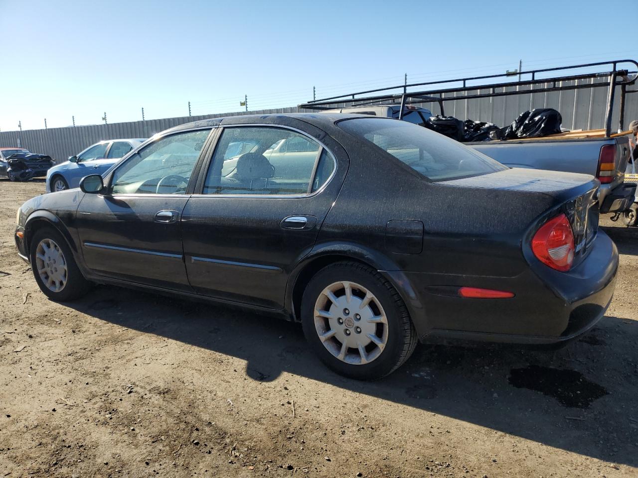 Image 2 of 2001 NISSAN MAXIMA GXE 2001 with VIN JN1CA31D51T835575