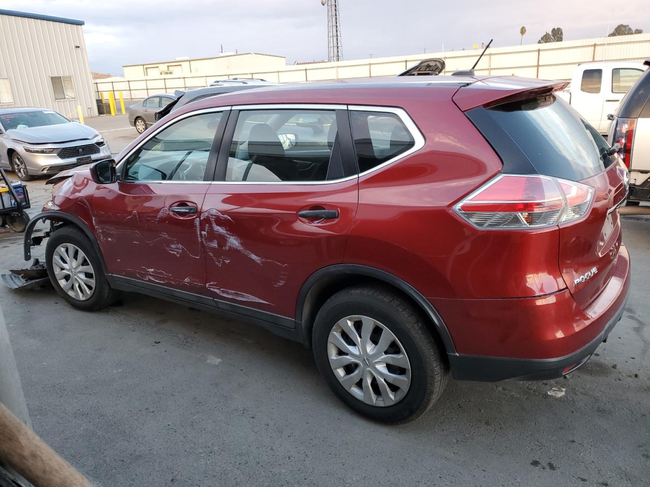 Image 2 of 2016 NISSAN ROGUE S 2016 with VIN 5N1AT2MV3GC750297