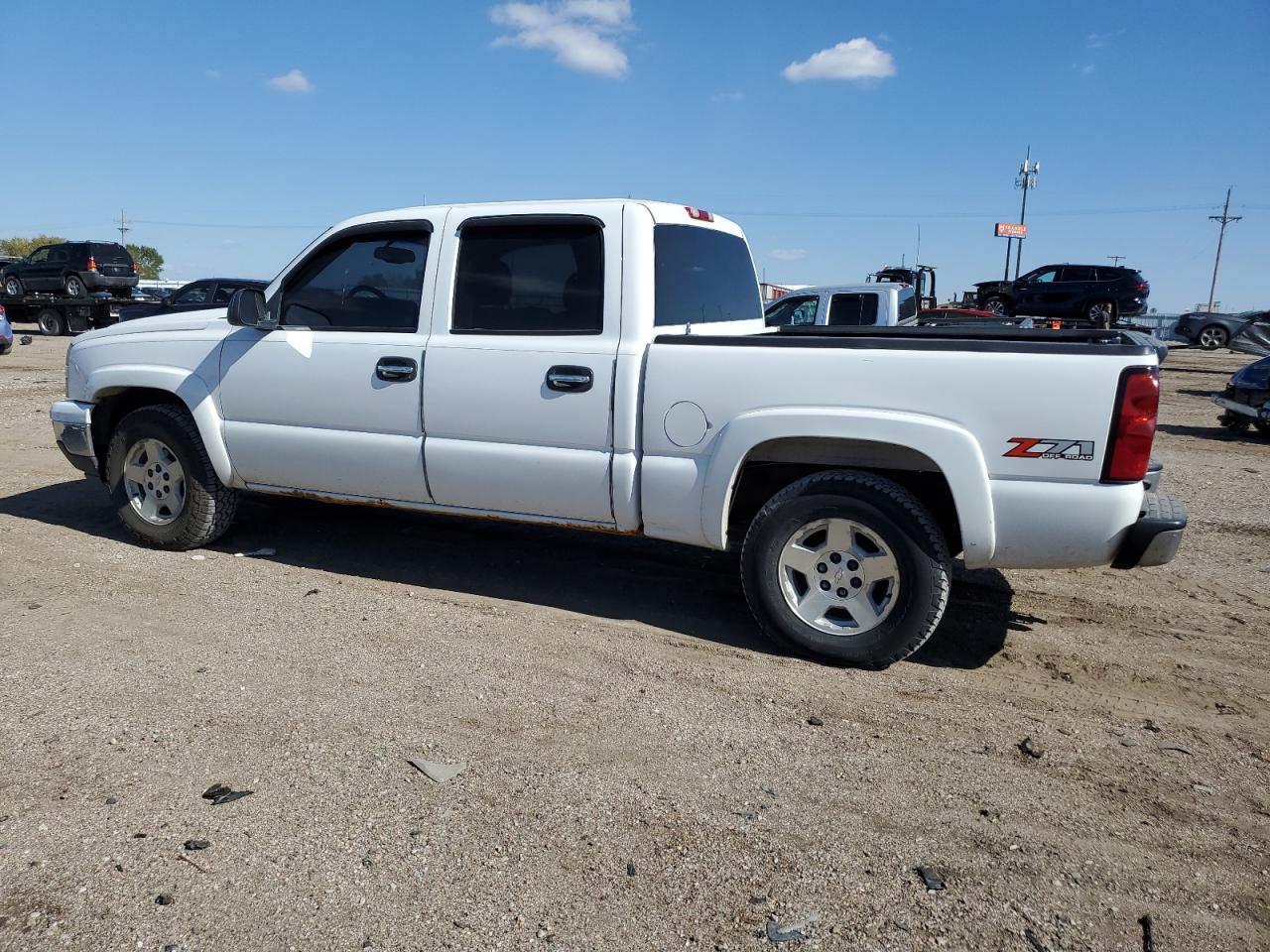 Изображение 2 2006 CHEVROLET SILVERADO K1500 2006 с VIN 2GCEK13T761221149