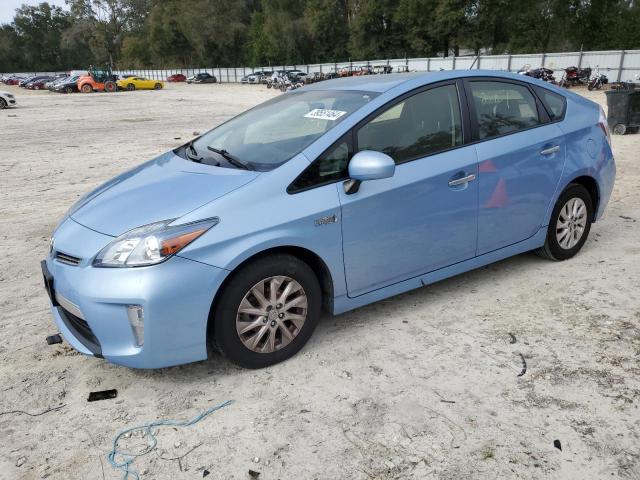 Image 1 of 2015 TOYOTA PRIUS PLUG-IN  2015 with VIN JTDKN3DPXF3072687