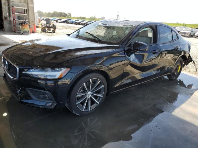 Obraz 2021 VOLVO S60 T5 MOMENTUM 2021