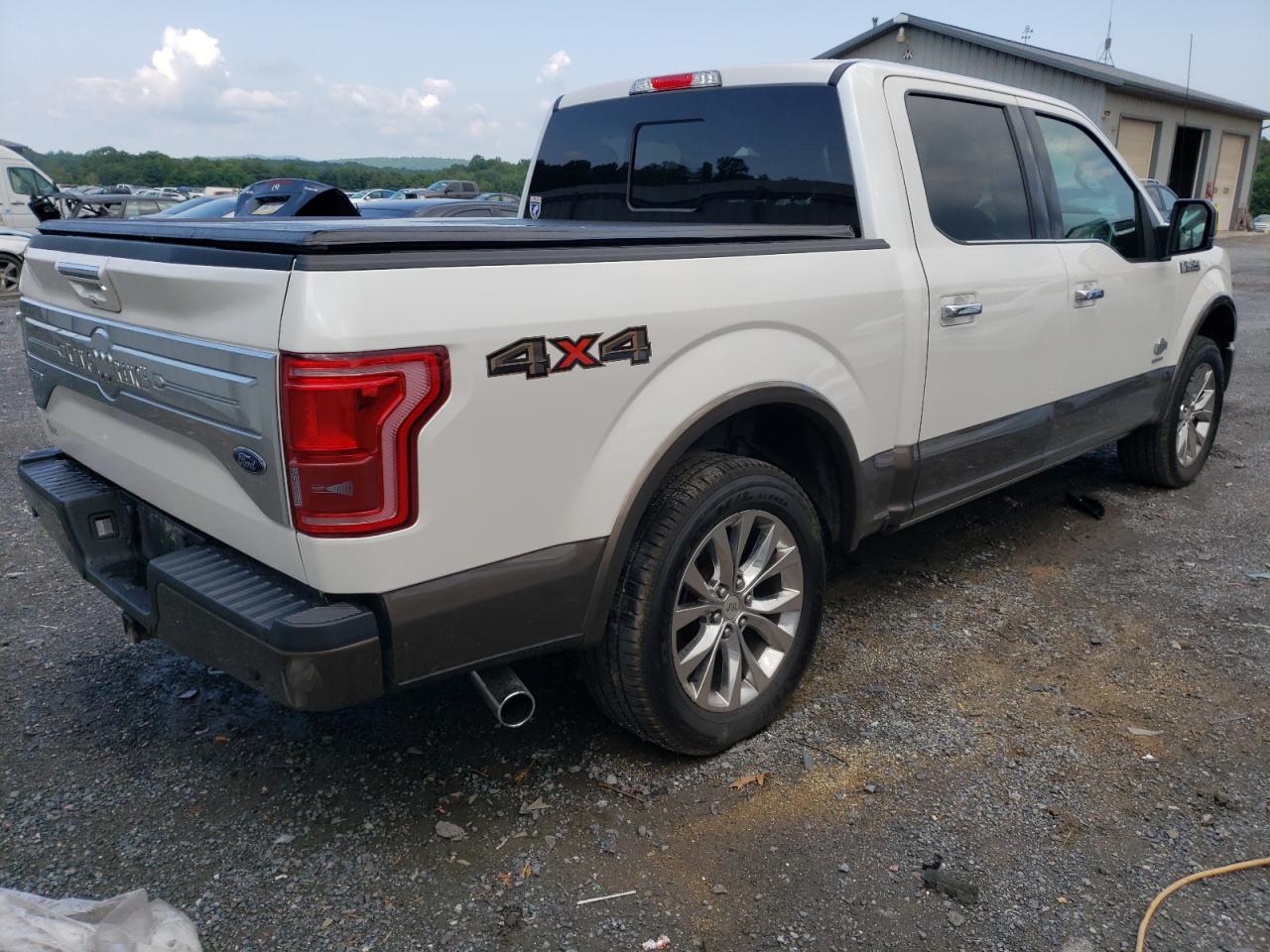 Image 3 of 2016 FORD F150 SUPERCREW 2016 with VIN 1FTEW1EG4GFC71067