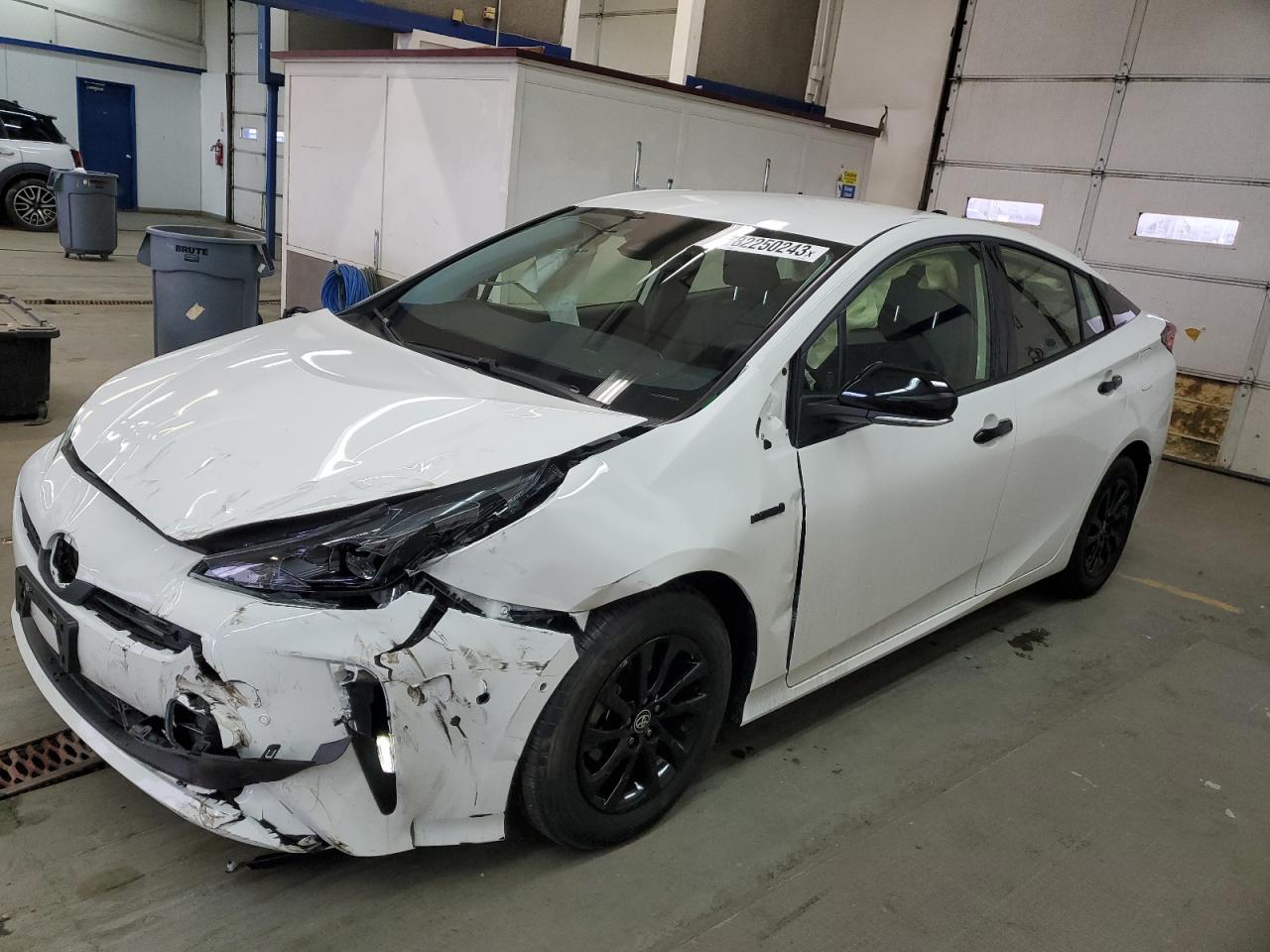 Obraz 1 z 2022 TOYOTA PRIUS LE 2022 z VIN JTDL9MFU7N3037315