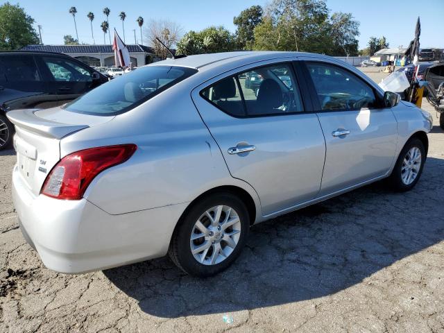 Obraz 3 z 2018 NISSAN VERSA S 2018 z VIN 3N1CN7AP8JL802595