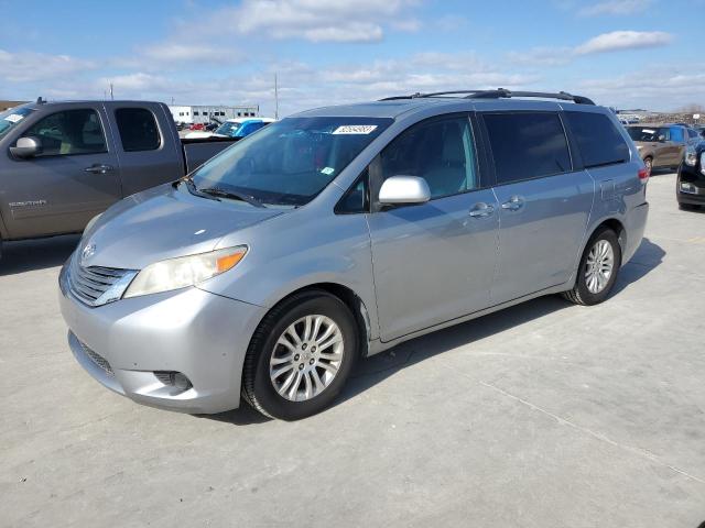 Image 1 of 2011 TOYOTA SIENNA XLE 2011 with VIN 5TDYK3DC1BS097969