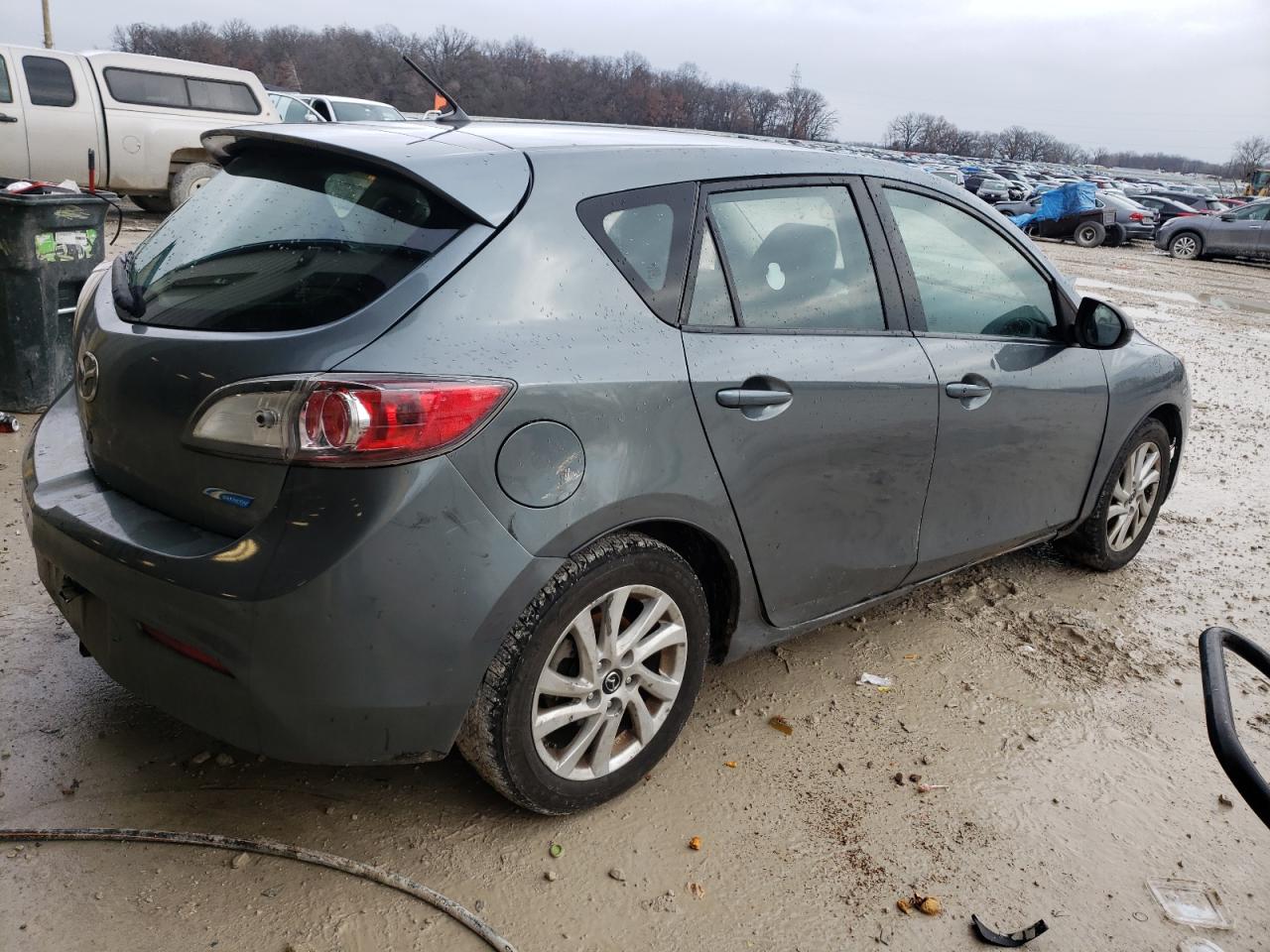 Image 3 of 2013 MAZDA 3 I 2013 with VIN JM1BL1M79D1724850