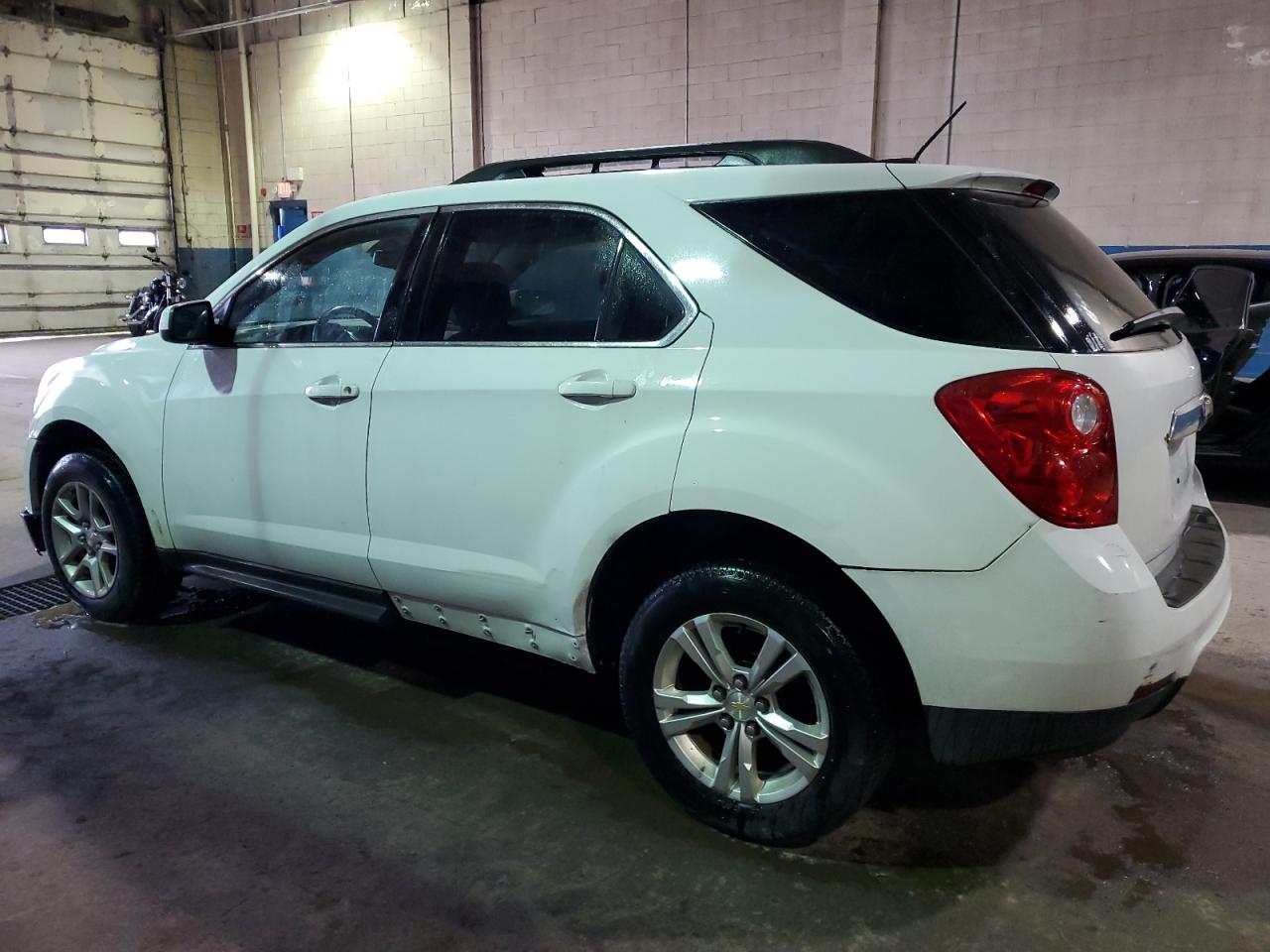 Image 2 of 2015 CHEVROLET EQUINOX LT 2015 with VIN 2GNALBEK3F6167137