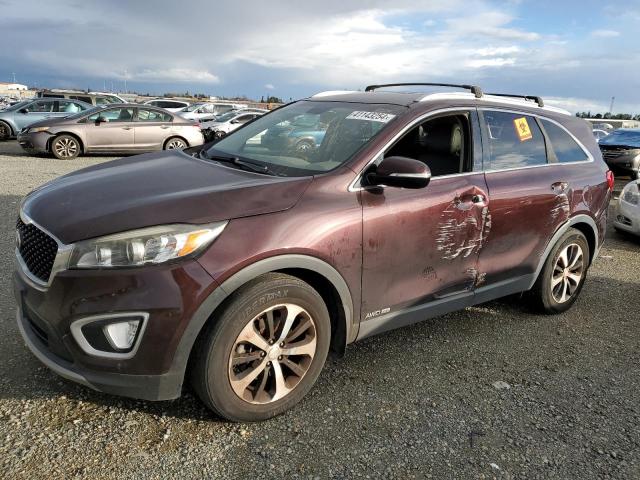 Image 1 of 2016 KIA SORENTO EX 2016 with VIN 5XYPHDA53GG082884